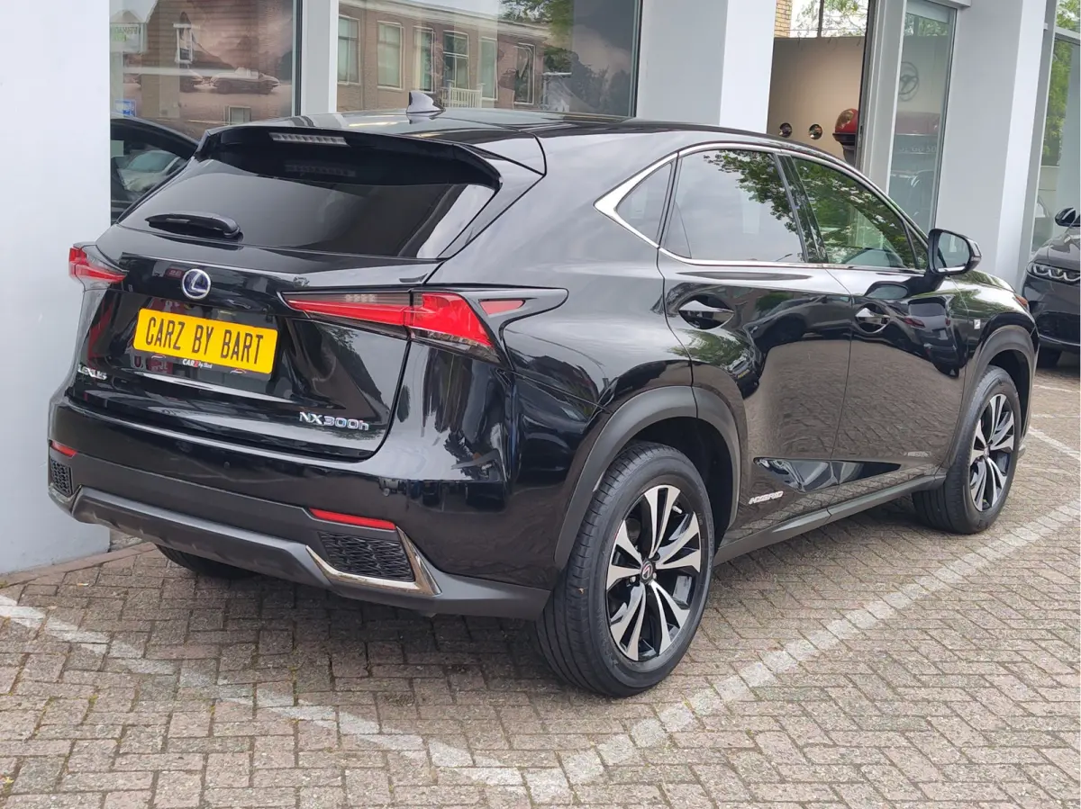 300h AWD F SPORT LINE AUTOMAAT REEDS RIJKLAAR! | Mark Levinson | Pano | Stoelventilatie