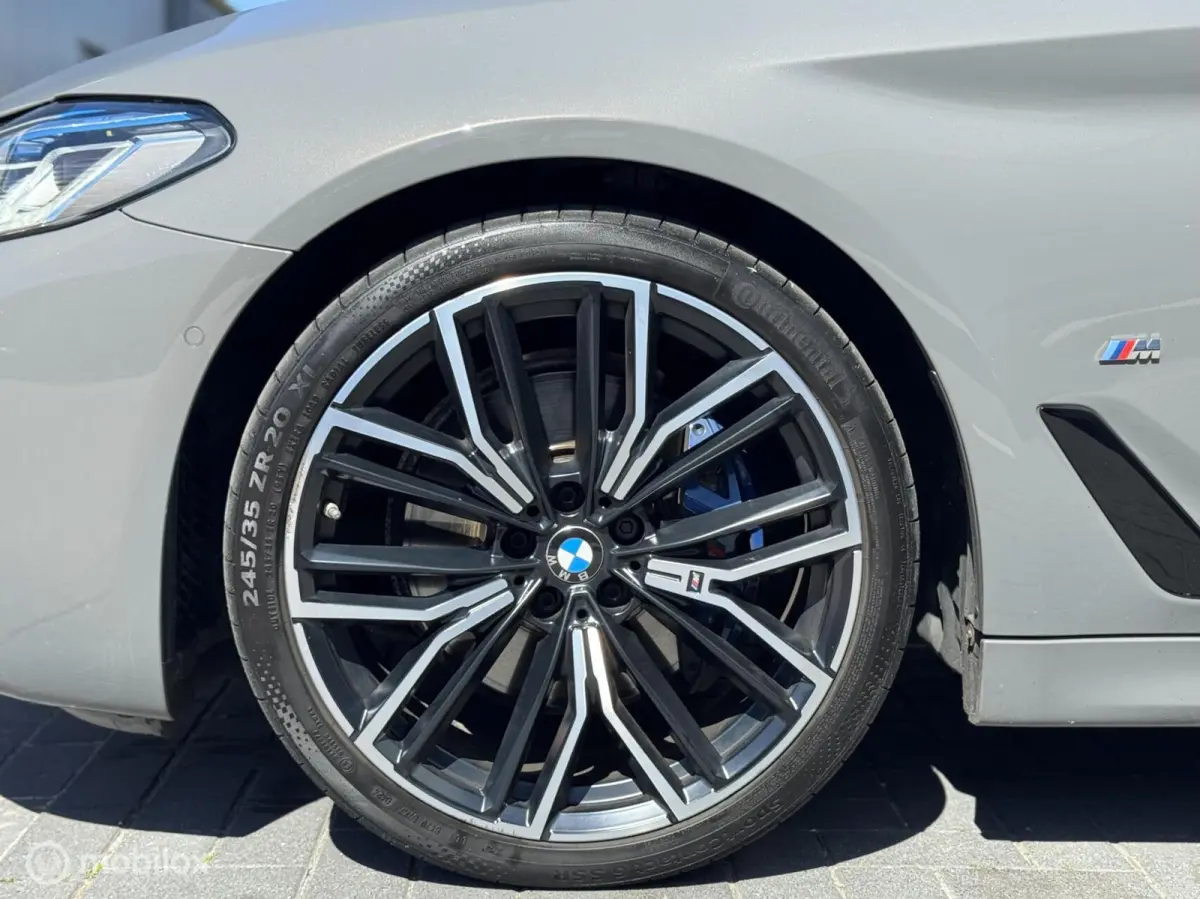 530i High Executive Edition | M-Pakket | Nappa |