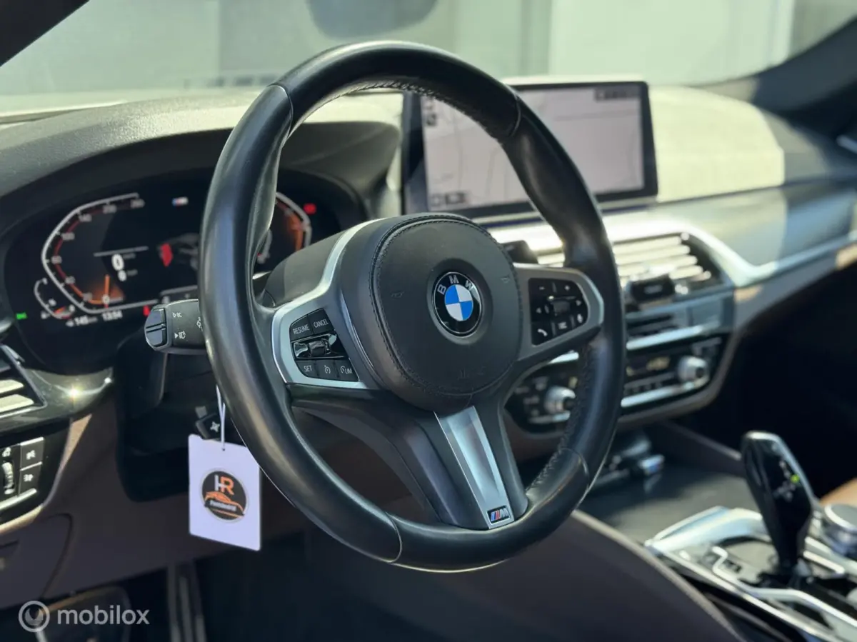 530i High Executive Edition | M-Pakket | Nappa |