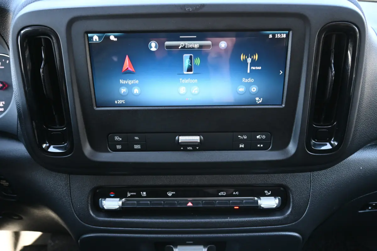 116 CDI L3 Pro MBUX met Navigatie, Winterpakket, Etc.