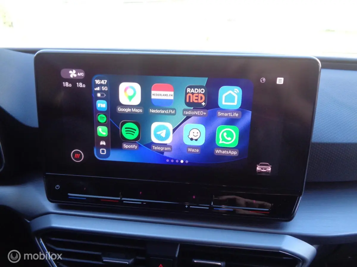 1.0 TSI FR 81kw Airco/LM velgen/FULL LED/Dig dash/Sfeer pak/Navigatie/Apple carplay/Zwarte hemel/PDC/1 st eig