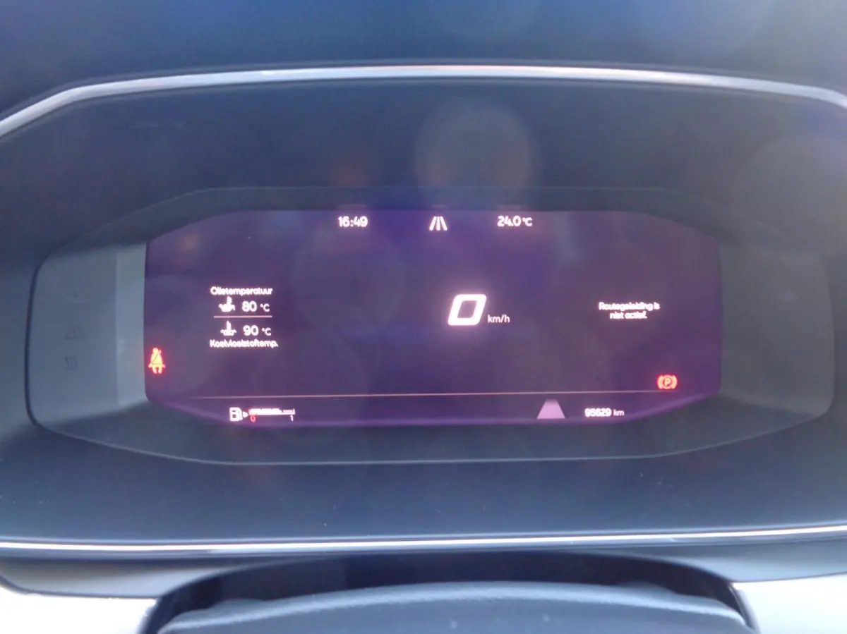 1.0 TSI FR 81kw Airco/LM velgen/FULL LED/Dig dash/Sfeer pak/Navigatie/Apple carplay/Zwarte hemel/PDC/1 st eig