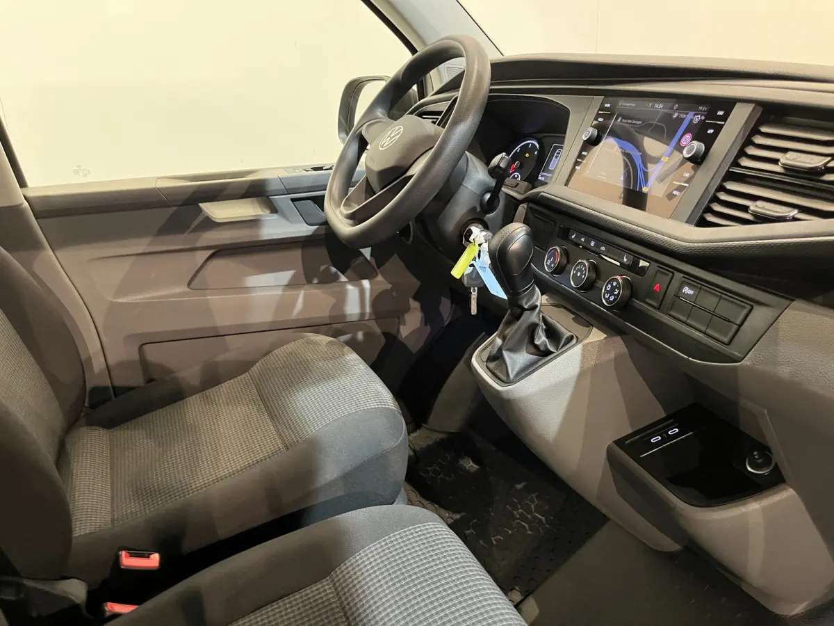 2.0 TDI L2H1 150 PK DSG Automaat / Euro 6 / Airco / CarPlay / PDC / Cruise Control / Navigatie / 3-Zits