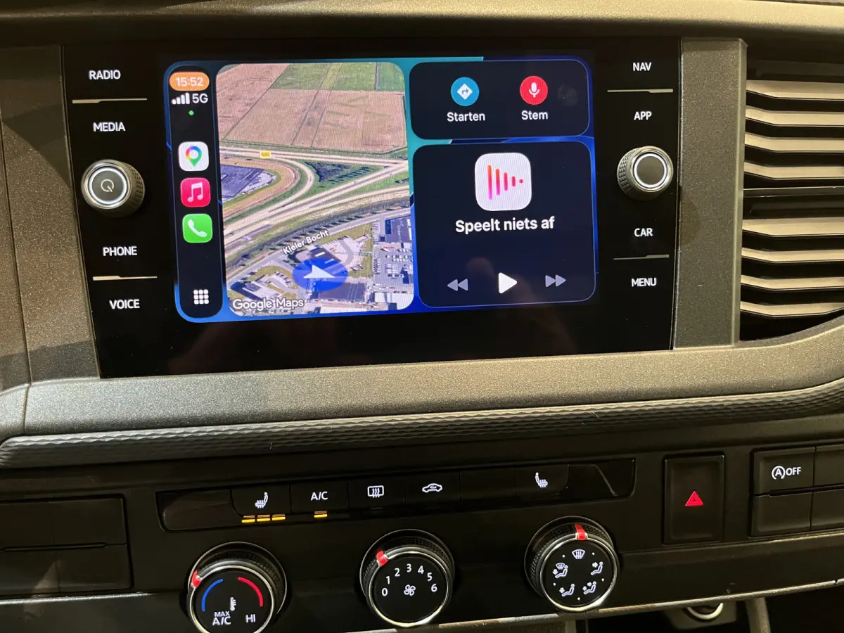2.0 TDI L2H1 150 PK DSG Automaat / Euro 6 / Airco / CarPlay / PDC / Cruise Control / Navigatie / 3-Zits