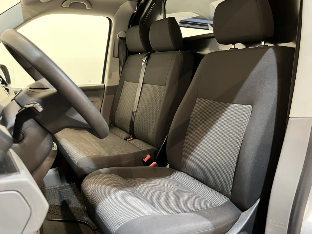 2.0 TDI L2H1 150 PK DSG Automaat / Euro 6 / Airco / CarPlay / PDC / Cruise Control / Navigatie / 3-Zits
