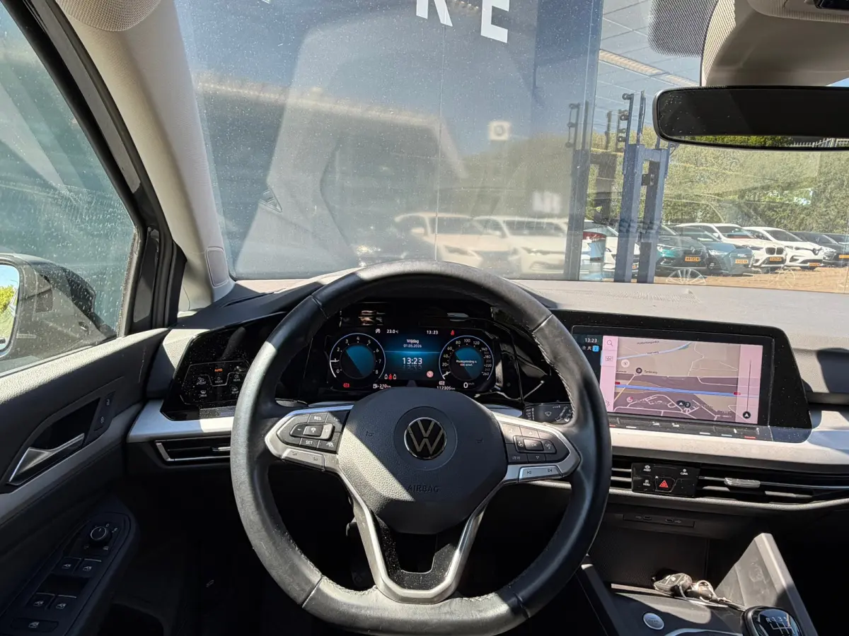 1.0 TSI Life Business CARPLAY | NAVI