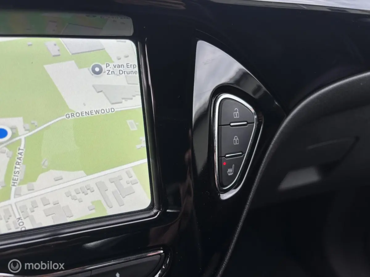 1.2 Open Air PDC Carplay Stuur/Stoelverwarming