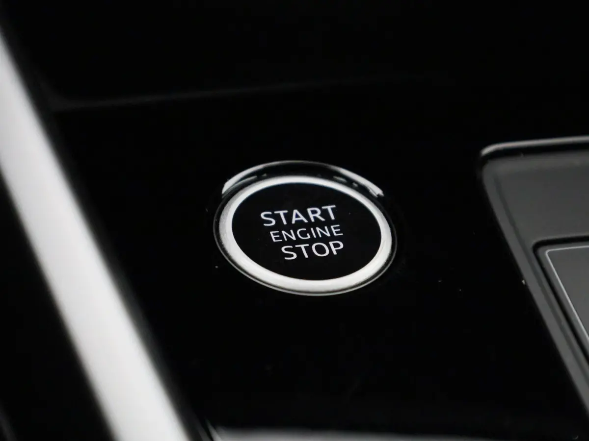 2.0 35 TDi 110kW S tronic AUTOMAAT | LEDER | ADAPTIEVE CRUISE | CAMERA | TREKHAAK | NAVIGATIE | APPLE CARPLAY | LMV | VIRTUEEL | STOELVERWARMING | CLIMA | 12  MAANDEN BOVAG GARANTIE |