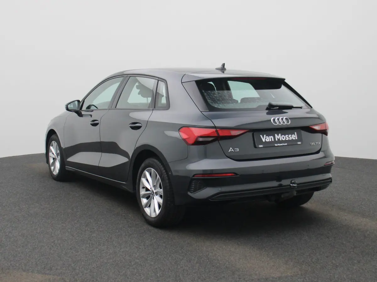 2.0 35 TDi 110kW S tronic AUTOMAAT | LEDER | ADAPTIEVE CRUISE | CAMERA | TREKHAAK | NAVIGATIE | APPLE CARPLAY | LMV | VIRTUEEL | STOELVERWARMING | CLIMA | 12  MAANDEN BOVAG GARANTIE |