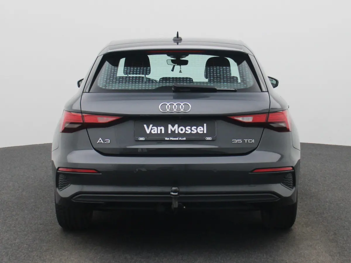 2.0 35 TDi 110kW S tronic AUTOMAAT | LEDER | ADAPTIEVE CRUISE | CAMERA | TREKHAAK | NAVIGATIE | APPLE CARPLAY | LMV | VIRTUEEL | STOELVERWARMING | CLIMA | 12  MAANDEN BOVAG GARANTIE |