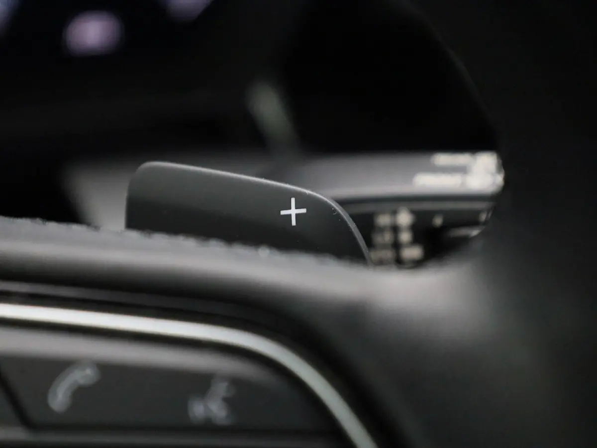 2.0 35 TDi 110kW S tronic AUTOMAAT | LEDER | ADAPTIEVE CRUISE | CAMERA | TREKHAAK | NAVIGATIE | APPLE CARPLAY | LMV | VIRTUEEL | STOELVERWARMING | CLIMA | 12  MAANDEN BOVAG GARANTIE |