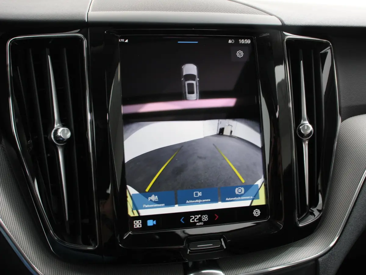 2.0 T6 Plug-in hybrid AWD Plus Bright 398pk Full LED Cruise Control + Pilot Assist Parkeersensoren V&A+ camera Panaroma dak