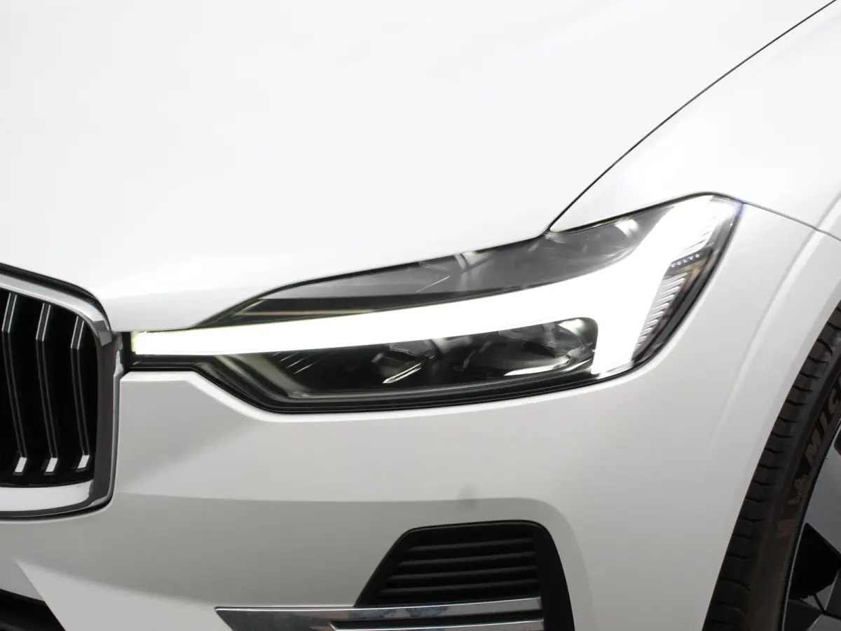 2.0 T6 Plug-in hybrid AWD Plus Bright 398pk Full LED Cruise Control + Pilot Assist Parkeersensoren V&A+ camera Panaroma dak