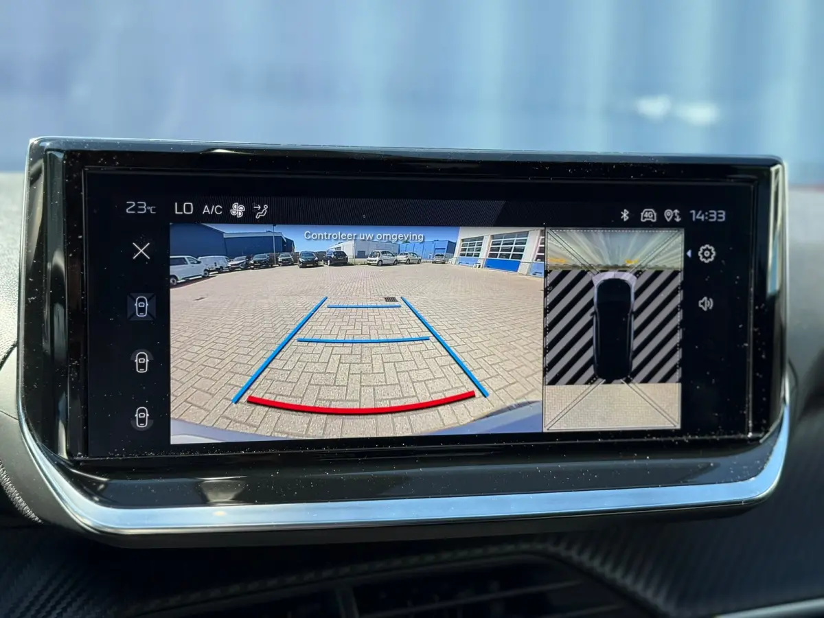 1.2 Hybrid 145 Allure 360 camera | Keyless | Adaptive cruise control | Apple carplay & Android auto