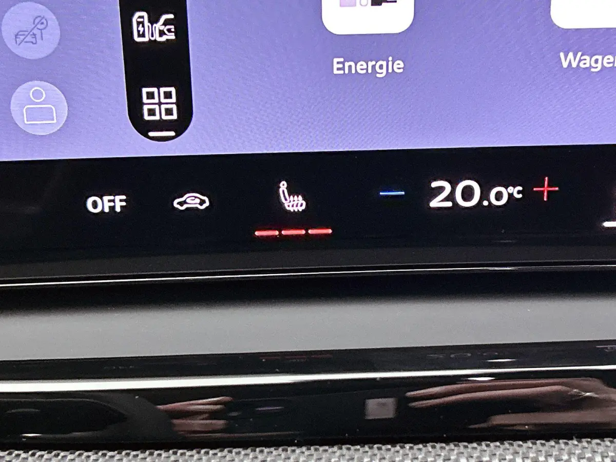 Avant 2.0 quattro Advanced edition 299 PK | Navigatie | Techniek pakket plus |  MMI bijrijdersdisplay |  Trekhaak, elektr. wegklapbaar |  Voorventilatie comfort |  Koplampsproeiers |  Zij-ai