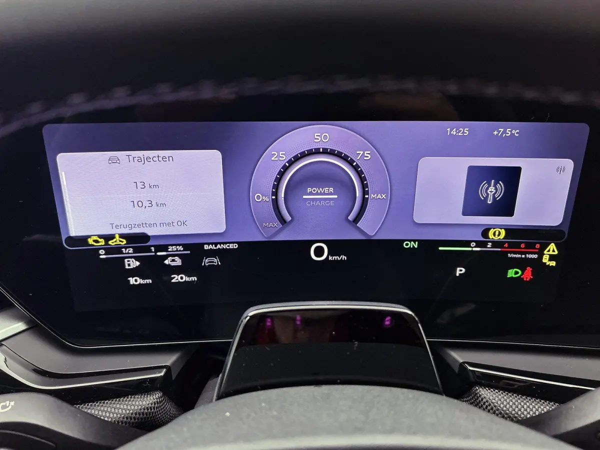 Avant 2.0 quattro Advanced edition 299 PK | Navigatie | Techniek pakket plus |  MMI bijrijdersdisplay |  Trekhaak, elektr. wegklapbaar |  Voorventilatie comfort |  Koplampsproeiers |  Zij-ai
