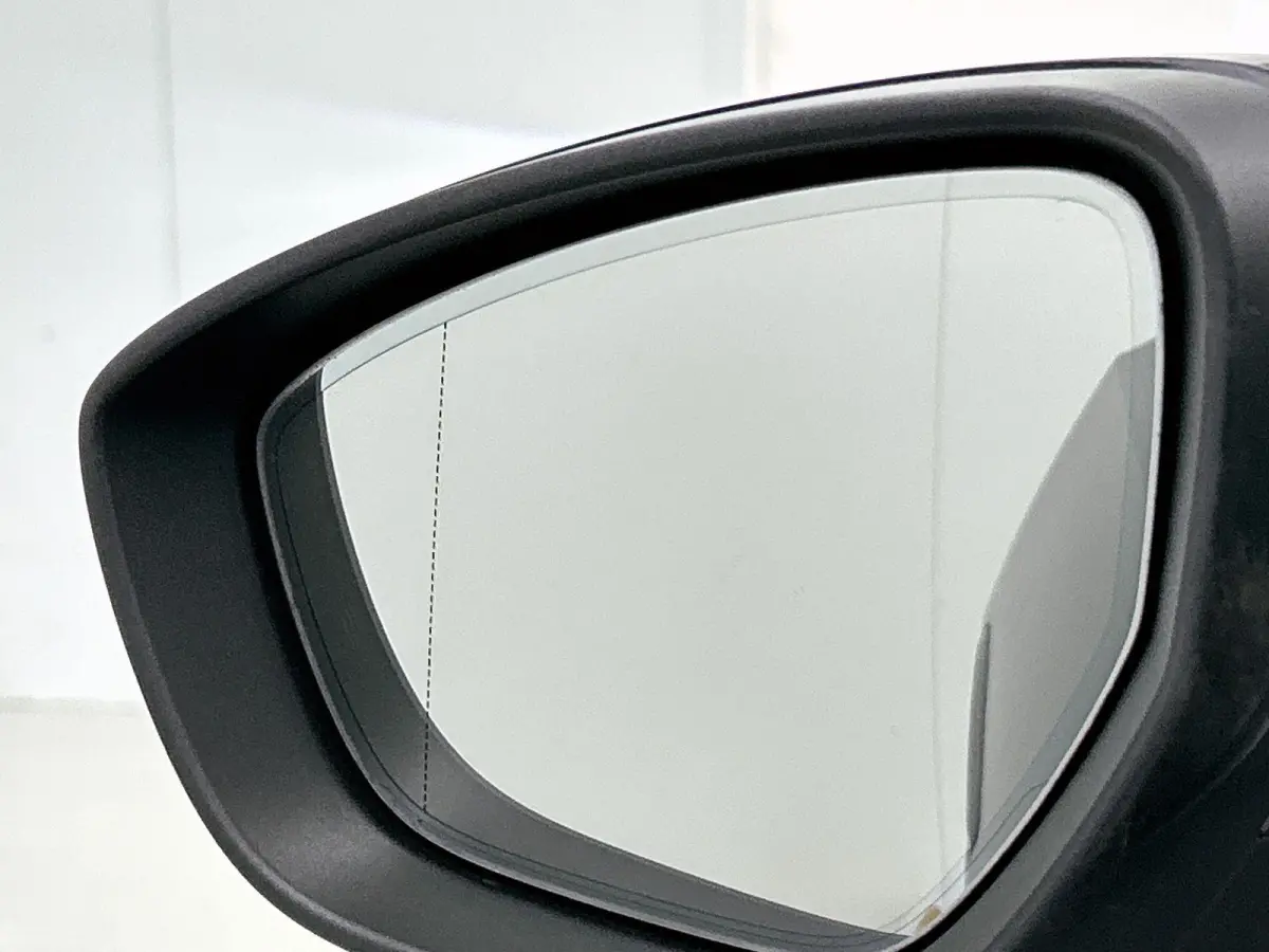 Avant 2.0 quattro Advanced edition 299 PK | Navigatie | Techniek pakket plus |  MMI bijrijdersdisplay |  Trekhaak, elektr. wegklapbaar |  Voorventilatie comfort |  Koplampsproeiers |  Zij-ai