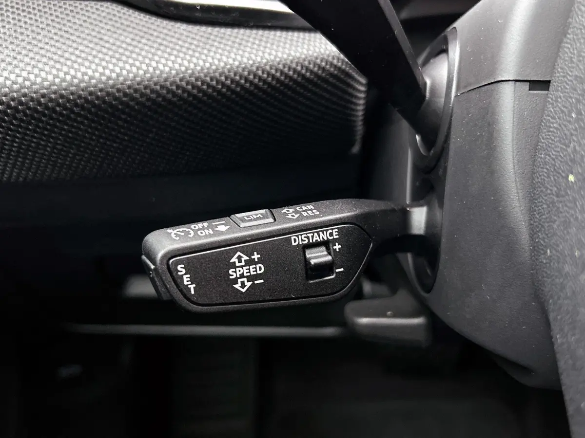 Avant 2.0 quattro Advanced edition 299 PK | Navigatie | Techniek pakket plus |  MMI bijrijdersdisplay |  Trekhaak, elektr. wegklapbaar |  Voorventilatie comfort |  Koplampsproeiers |  Zij-ai