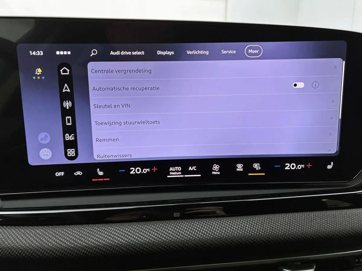 Avant 2.0 quattro Advanced edition 299 PK | Navigatie | Techniek pakket plus |  MMI bijrijdersdisplay |  Trekhaak, elektr. wegklapbaar |  Voorventilatie comfort |  Koplampsproeiers |  Zij-ai