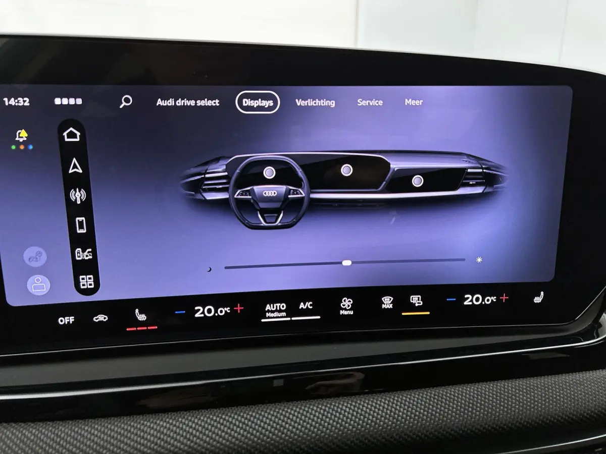 Avant 2.0 quattro Advanced edition 299 PK | Navigatie | Techniek pakket plus |  MMI bijrijdersdisplay |  Trekhaak, elektr. wegklapbaar |  Voorventilatie comfort |  Koplampsproeiers |  Zij-ai