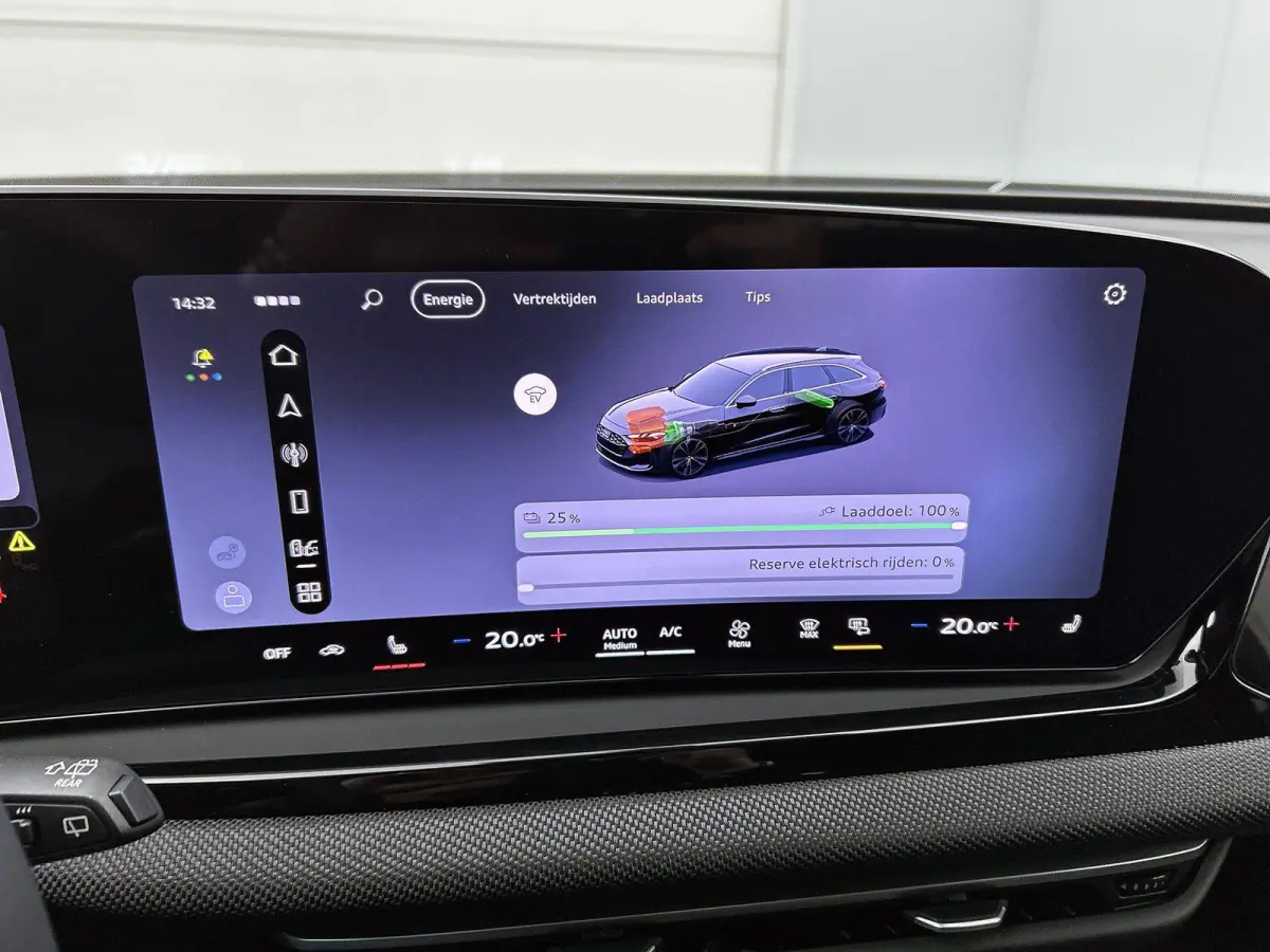 Avant 2.0 quattro Advanced edition 299 PK | Navigatie | Techniek pakket plus |  MMI bijrijdersdisplay |  Trekhaak, elektr. wegklapbaar |  Voorventilatie comfort |  Koplampsproeiers |  Zij-ai