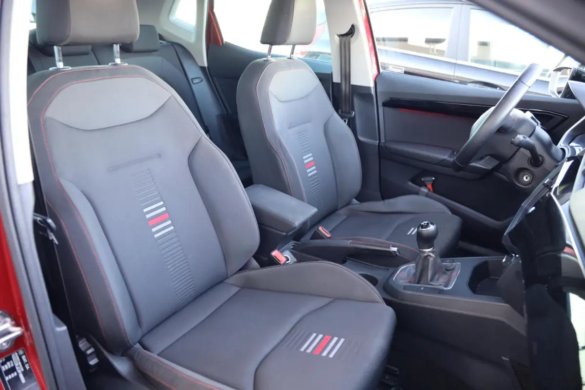 1.6 TDI FR Business Intense | Panorama | Carplay | ACC | Stoelverwarming
