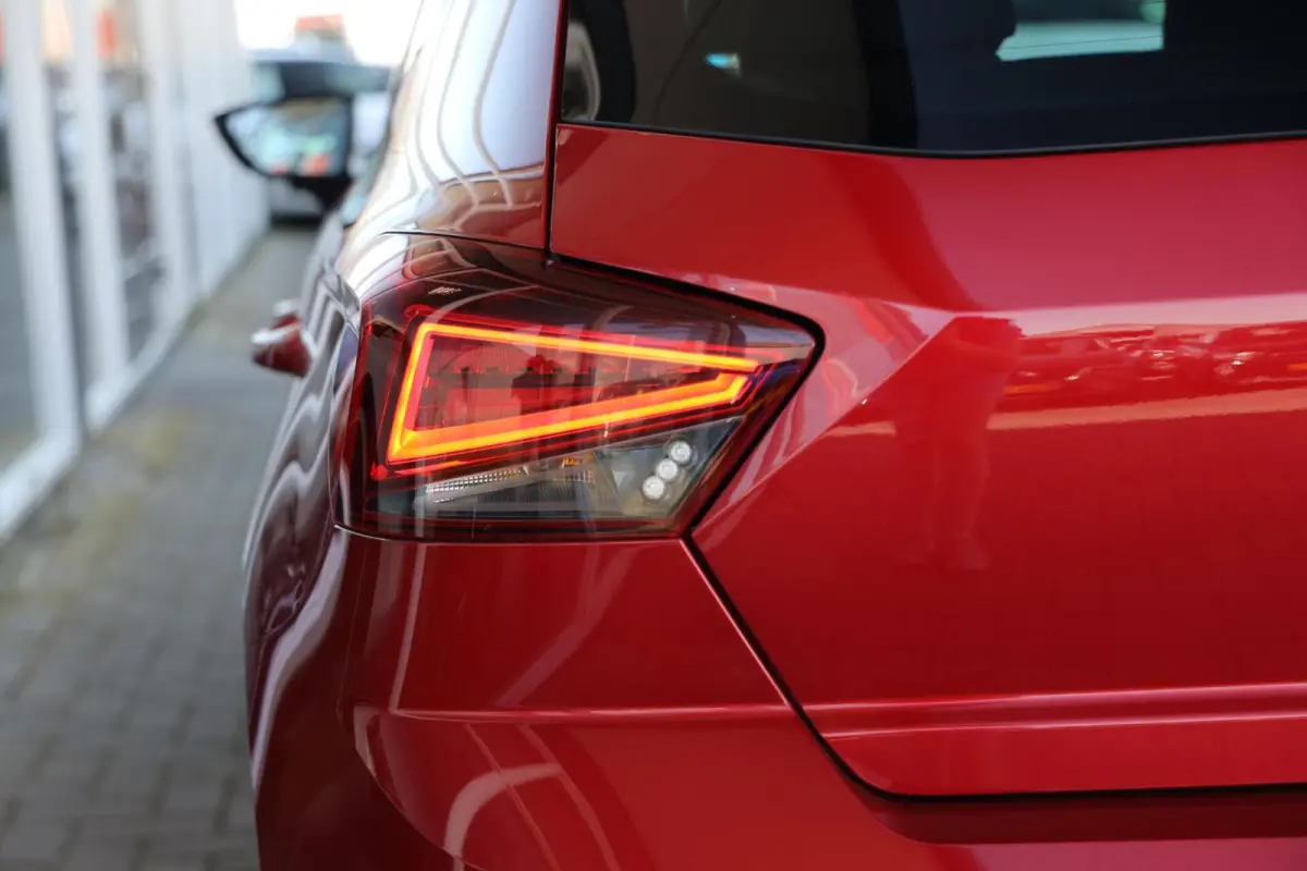 1.6 TDI FR Business Intense | Panorama | Carplay | ACC | Stoelverwarming