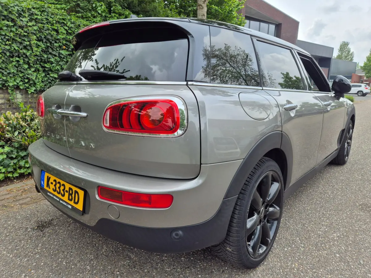 Mini Chili Serious Apple CarPlay Virtual dash Automaat PDC 1.5 Cooper Chili Serious Business