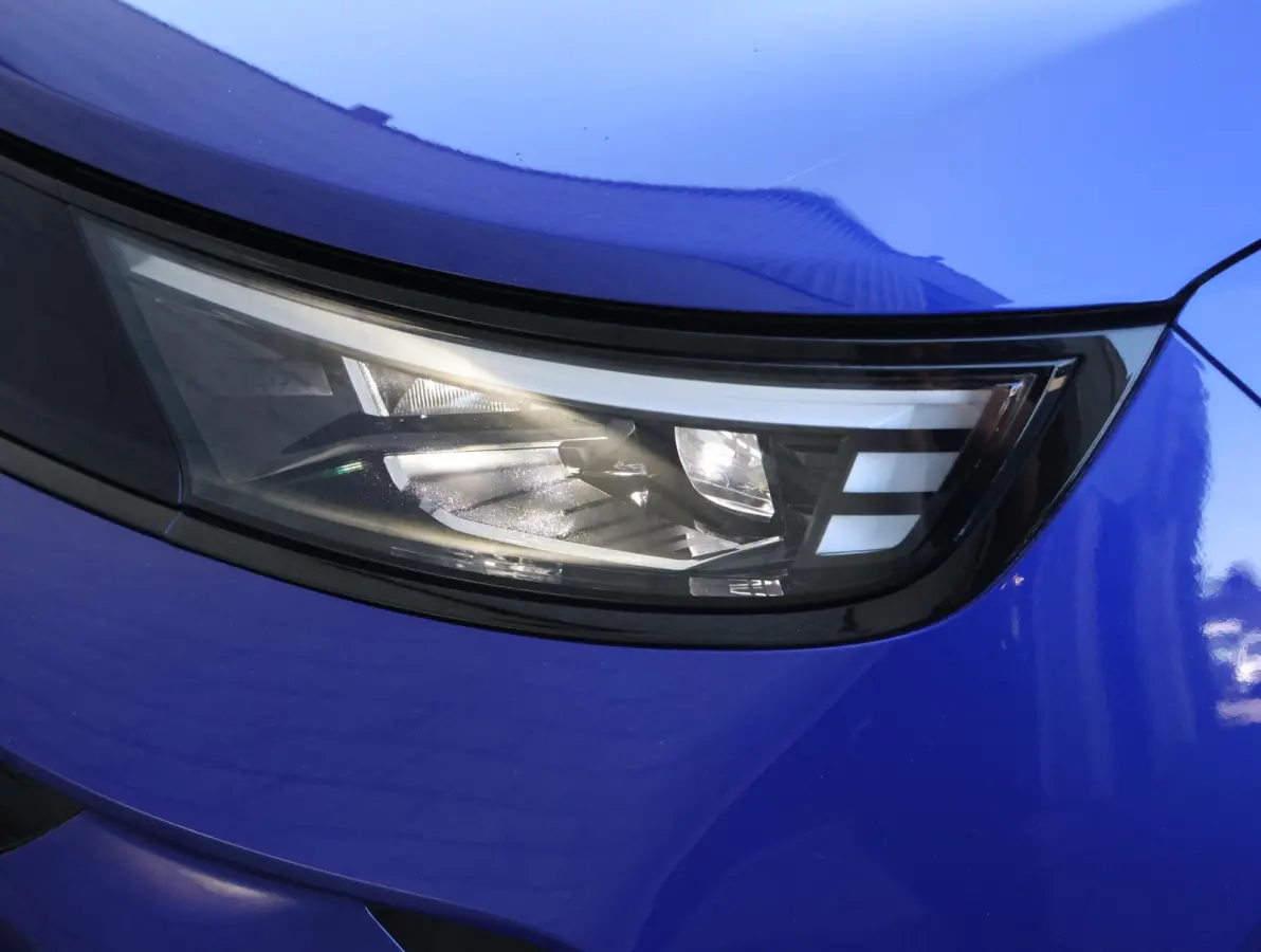 145pk Hybrid GS | Navigatie | Camera | Dodehoek detectie | Apple CarPlay / AndroidAuto | Keyless |