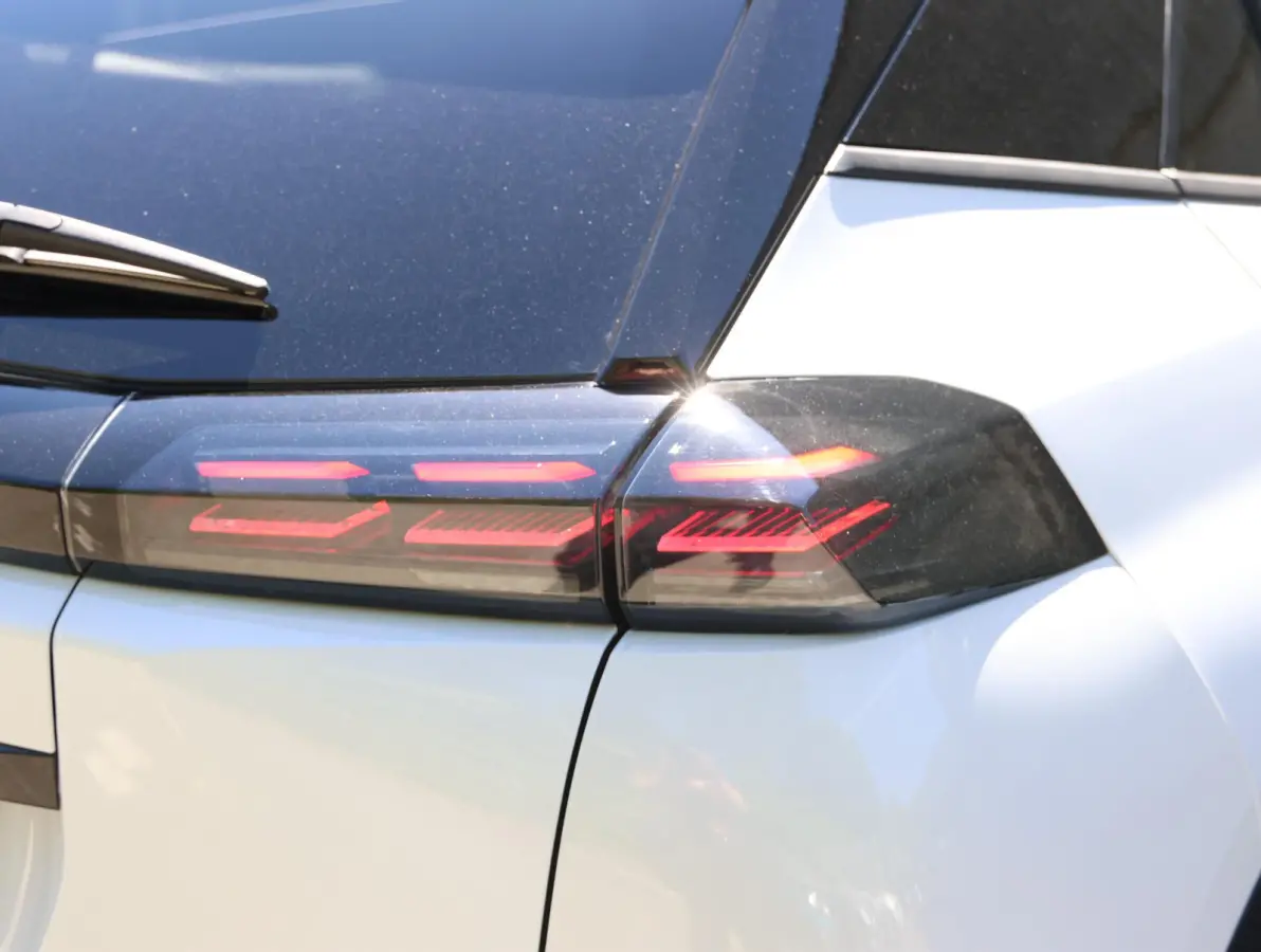 EV Allure Avantage 54 kWh | Accu 97% | Navigatie | Climate Control | Cruise Control | LED | Apple Carplay/Android Auto |