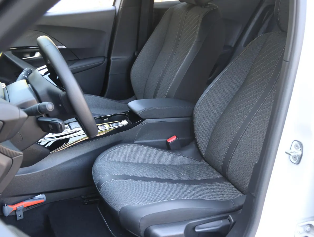 EV Allure Avantage 54 kWh | Accu 97% | Navigatie | Climate Control | Cruise Control | LED | Apple Carplay/Android Auto |