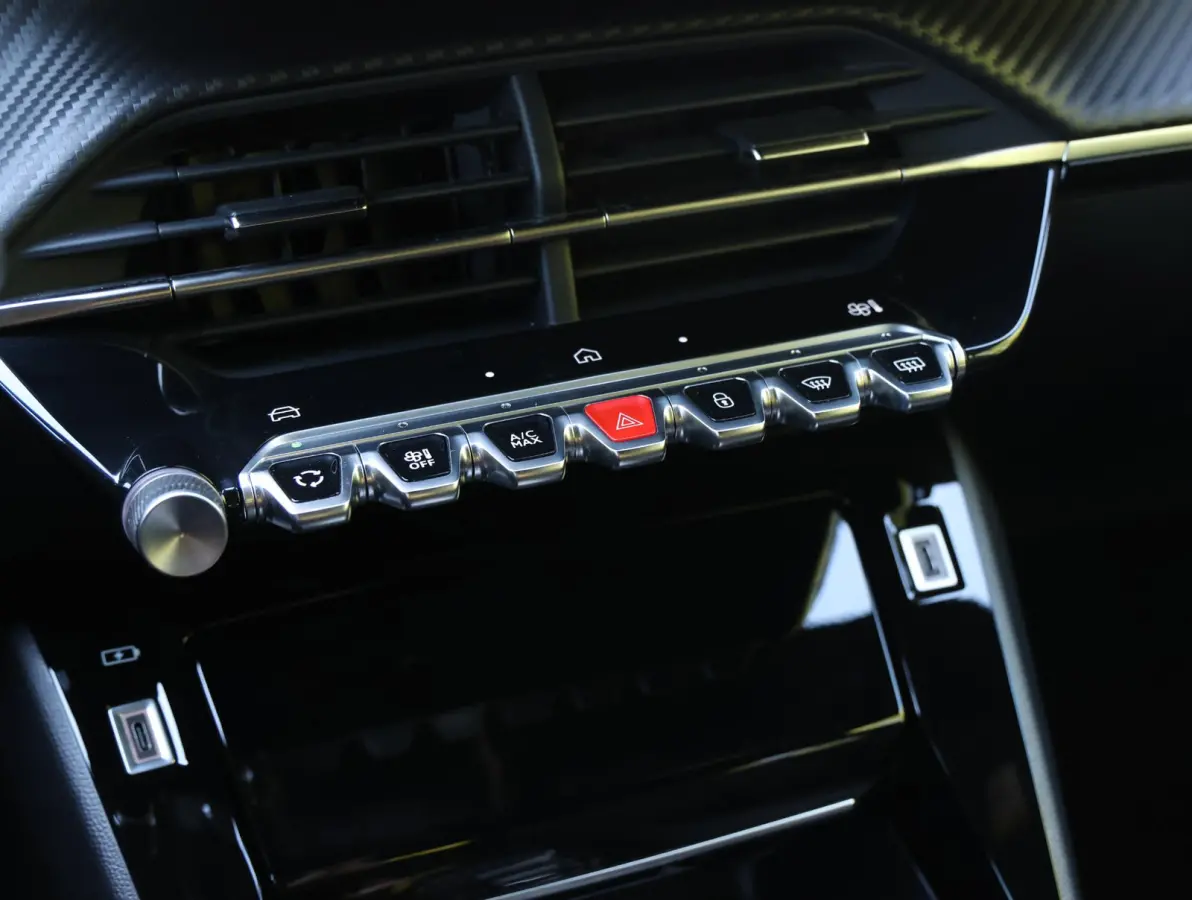 EV Allure Avantage 54 kWh | Accu 97% | Navigatie | Climate Control | Cruise Control | LED | Apple Carplay/Android Auto |