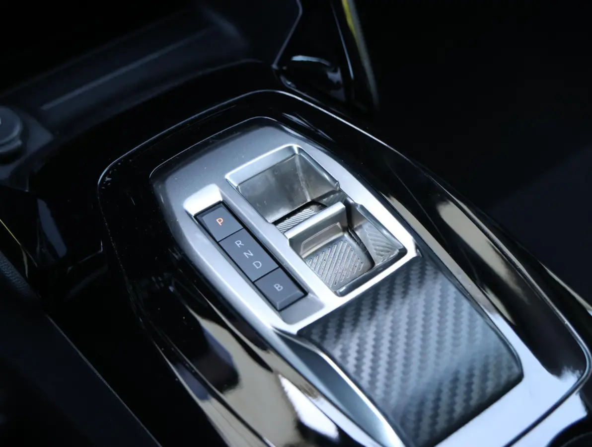 EV Allure Avantage 54 kWh | Accu 97% | Navigatie | Climate Control | Cruise Control | LED | Apple Carplay/Android Auto |