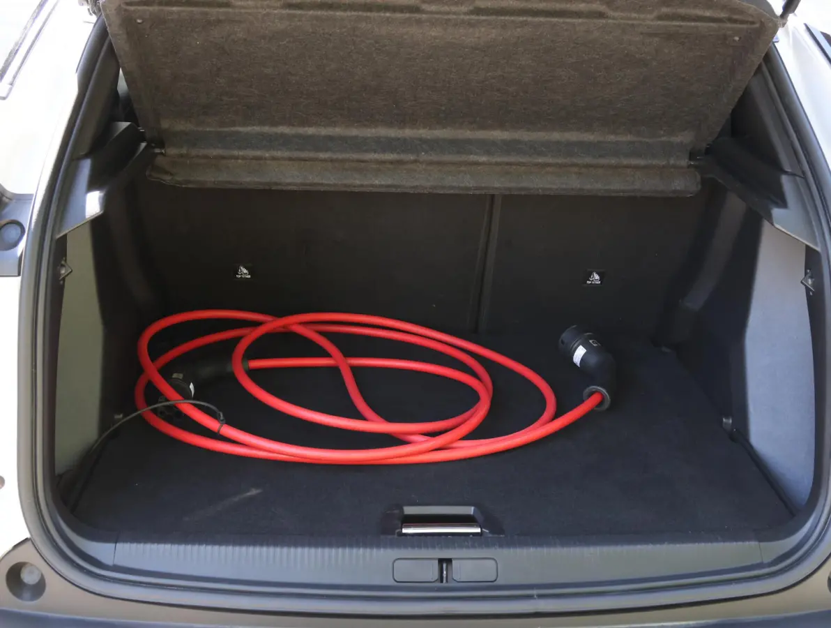EV Allure Avantage 54 kWh | Accu 97% | Navigatie | Climate Control | Cruise Control | LED | Apple Carplay/Android Auto |