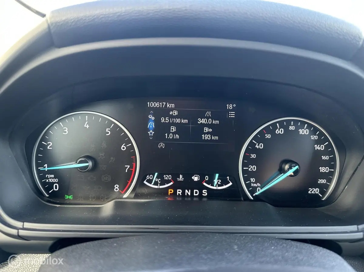 1.0 EcoBoost Titanium Automaat!!
