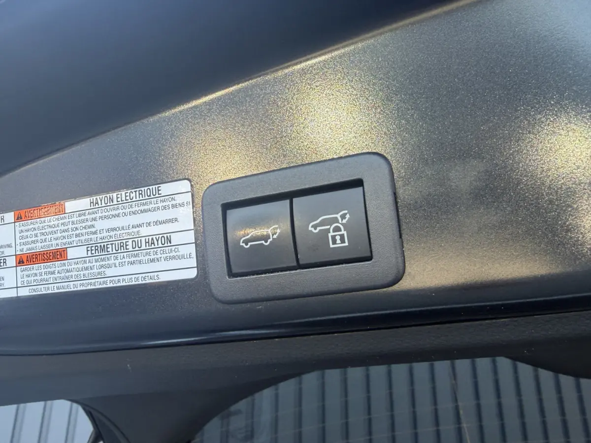 1.5 Hybrid GR Sport / Bi tone | 360 camera | JBL | Head-up | Rijklaar!!!
