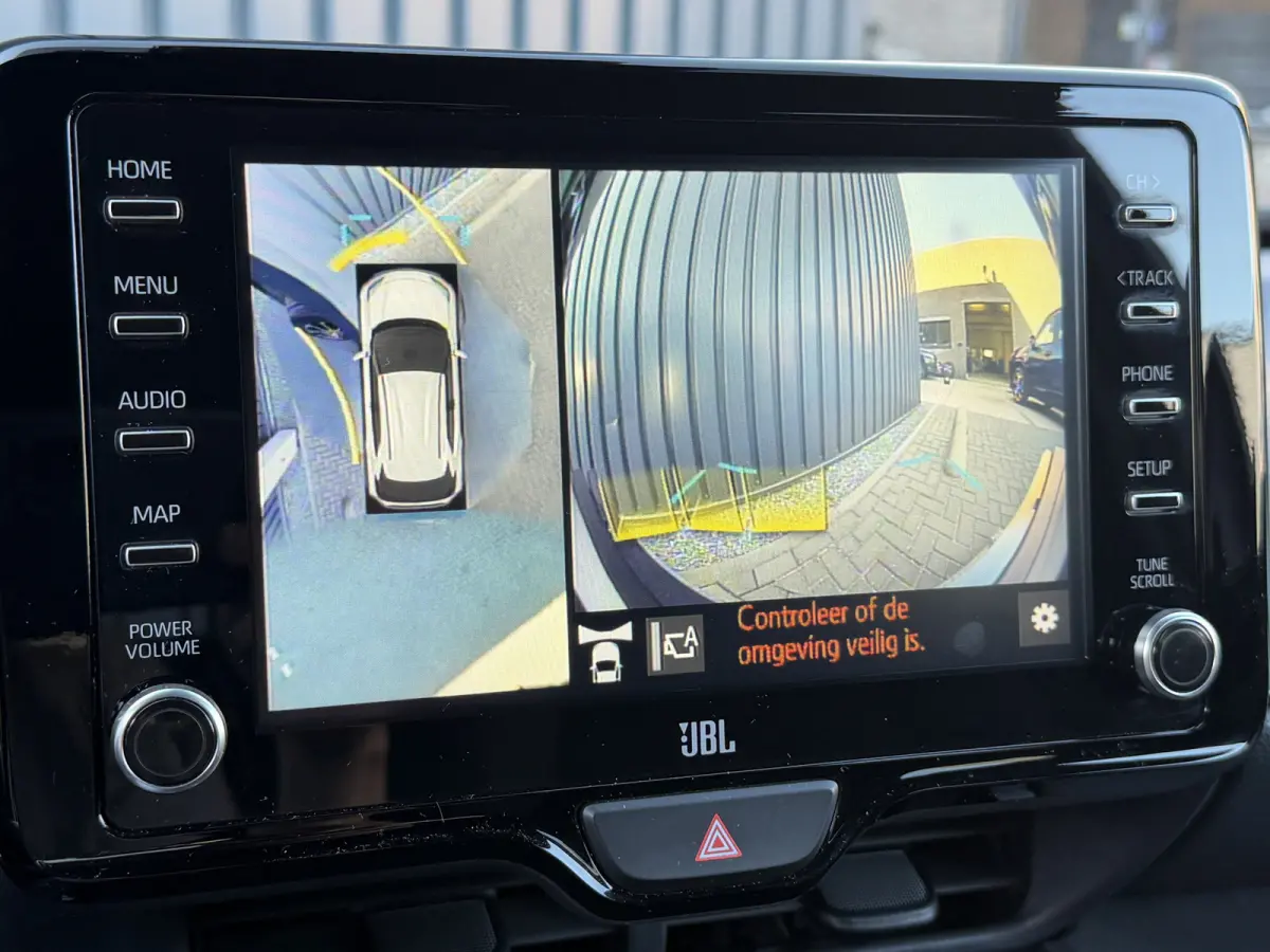 1.5 Hybrid GR Sport / Bi tone | 360 camera | JBL | Head-up | Rijklaar!!!