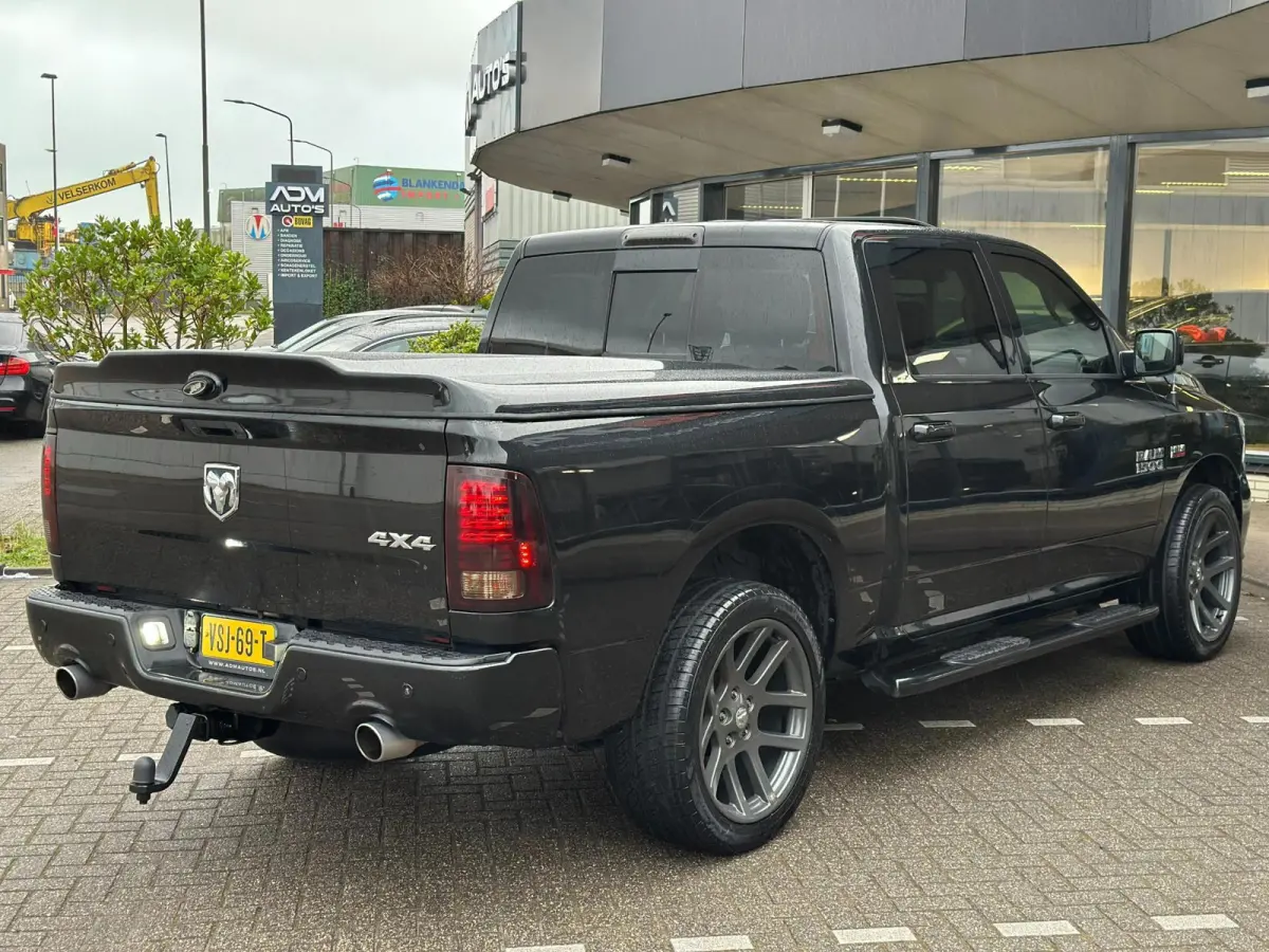 1500 5.7 V8 4x4 Quad Cab 6'4
