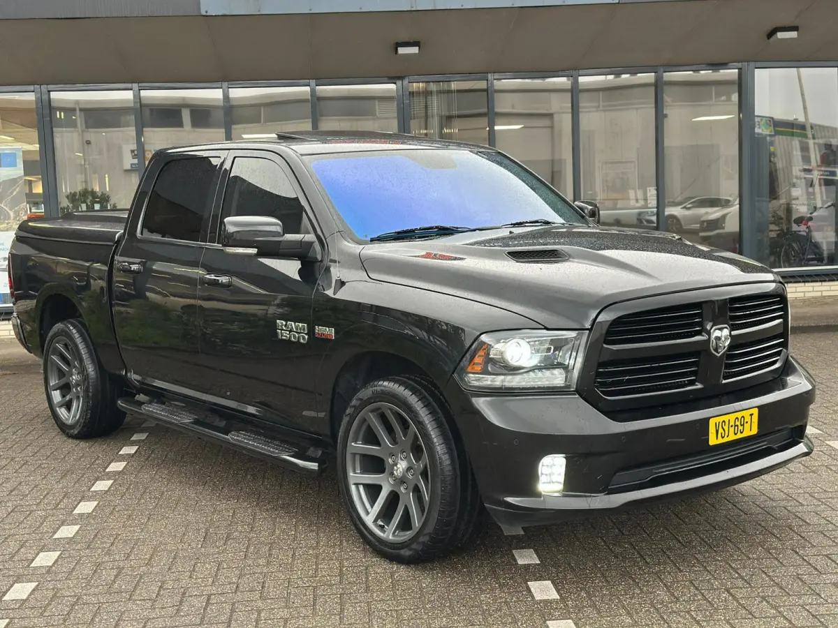 1500 5.7 V8 4x4 Quad Cab 6'4