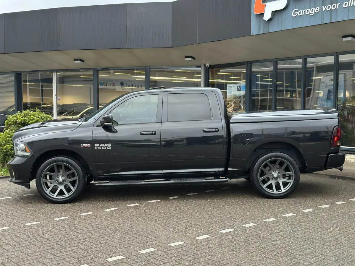 1500 5.7 V8 4x4 Quad Cab 6'4