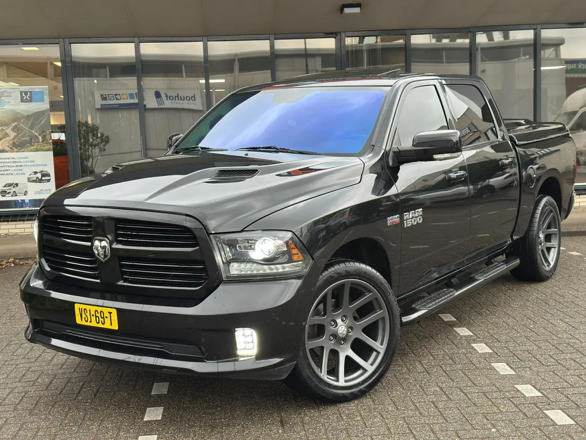 1500 5.7 V8 4x4 Quad Cab 6'4