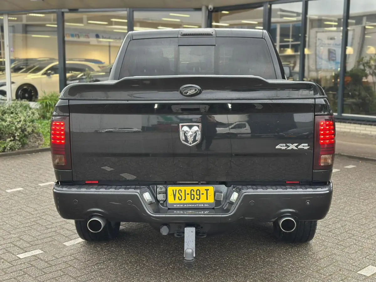 1500 5.7 V8 4x4 Quad Cab 6'4