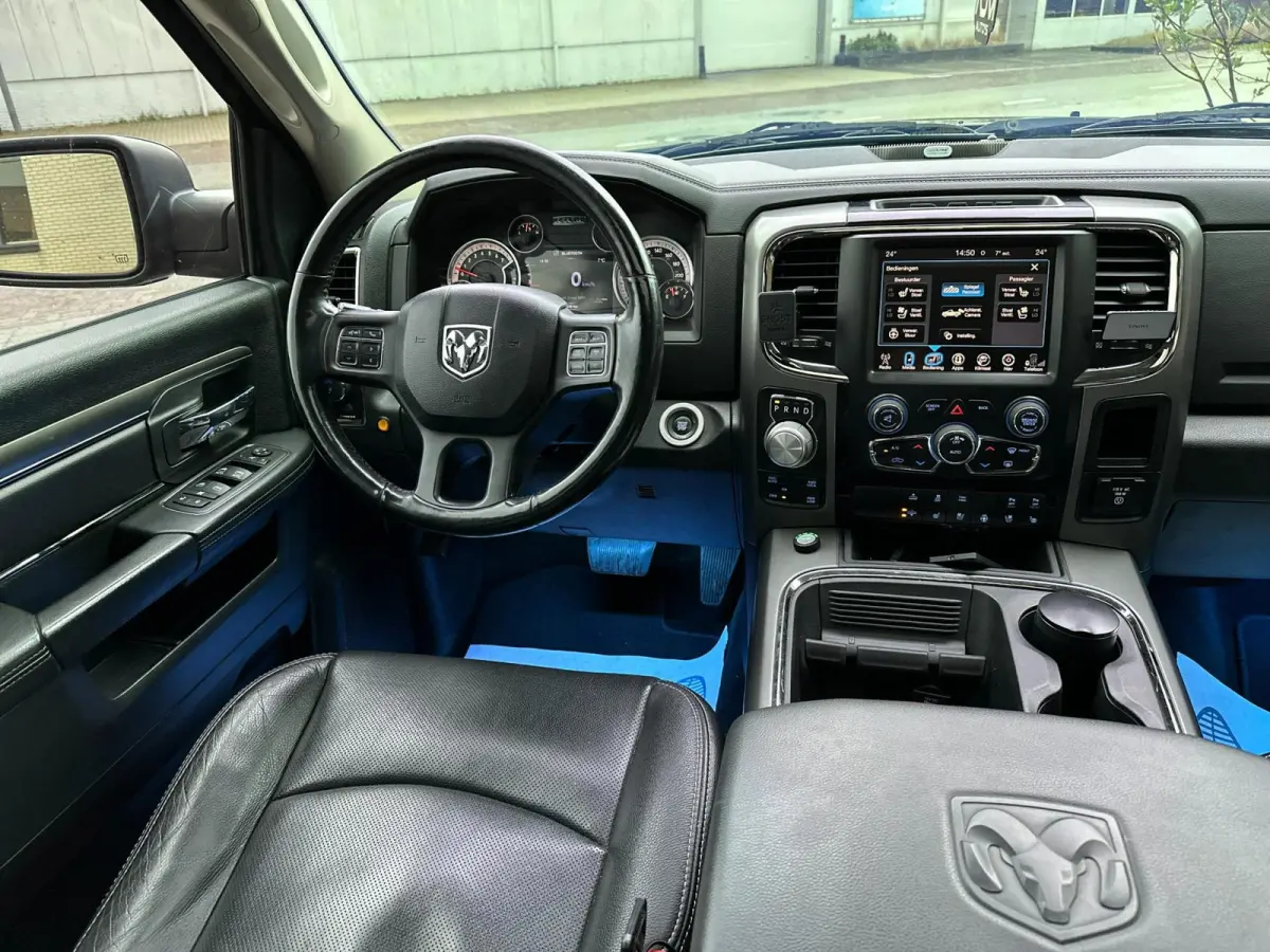 1500 5.7 V8 4x4 Quad Cab 6'4