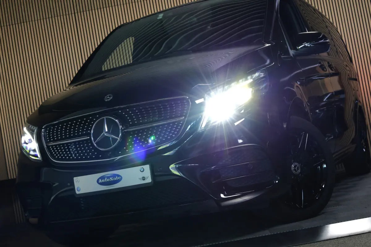 300d L2 Exclusive AMG Line AVM MEMORY BURMEISTER NAVI CLIMA 360CAM "24