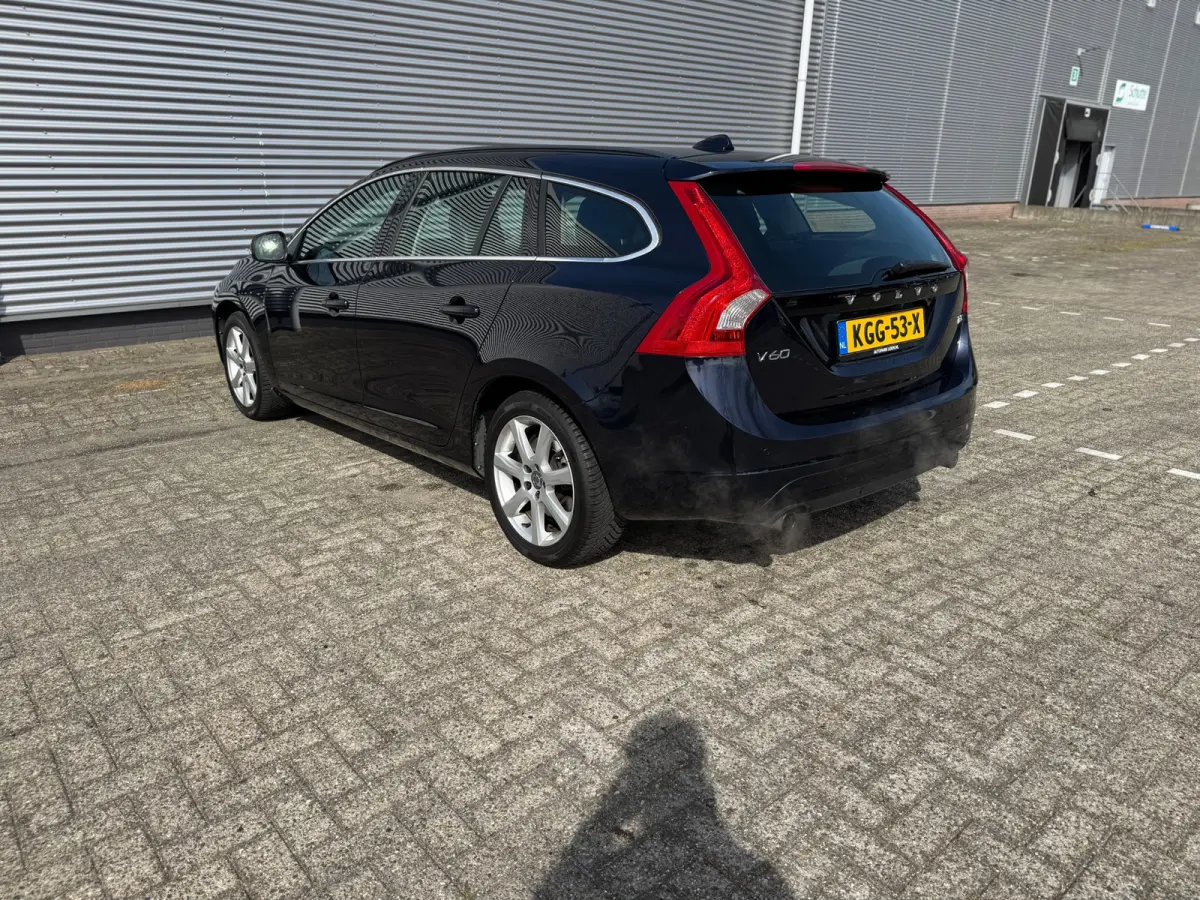 1.5 T3 Momentum,Automaat,Navigatie,nwe Distributie,extra winterset