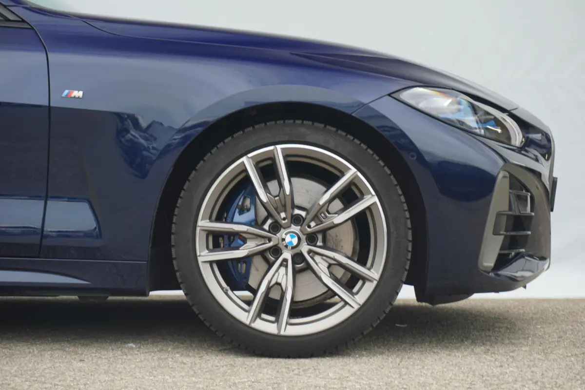 M440i xDrive High Executive | Laserlicht | Head-Up Display | Harman-Kardon | 19"