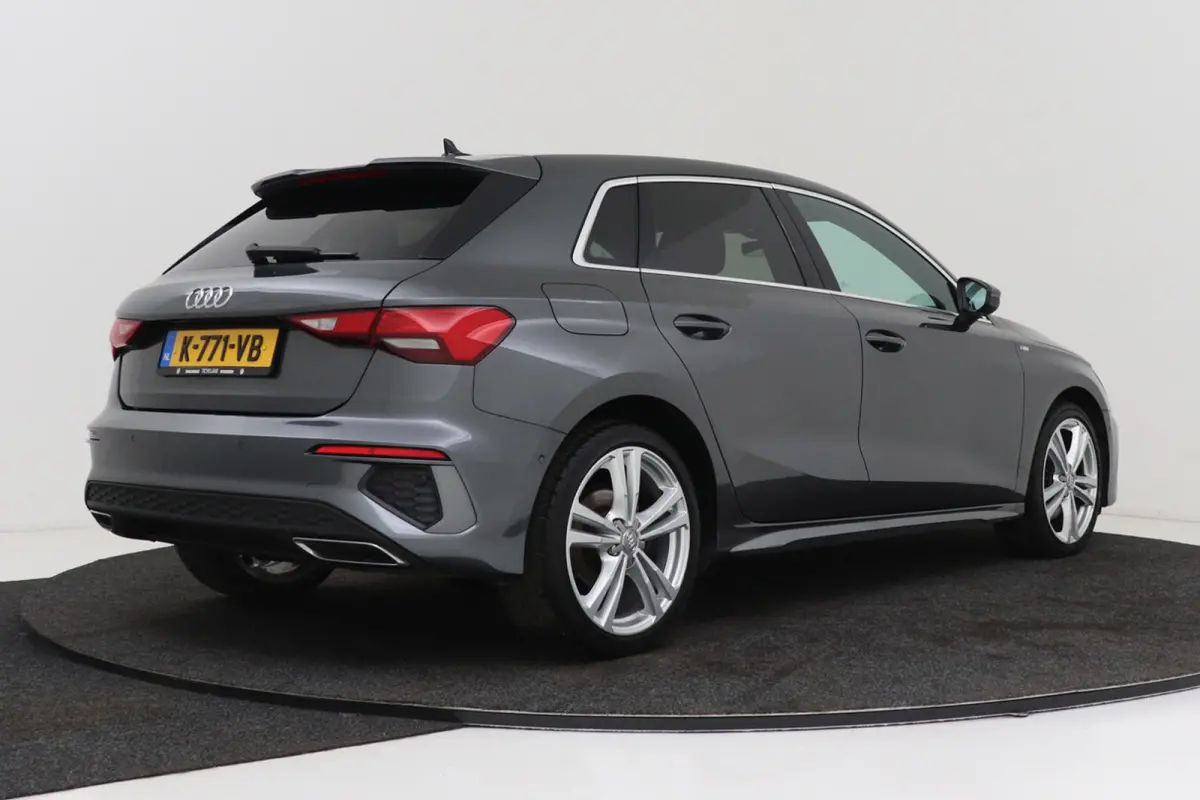 35 TFSI S edition | Climate Control | Parkeersensoren | Stoelverwarming