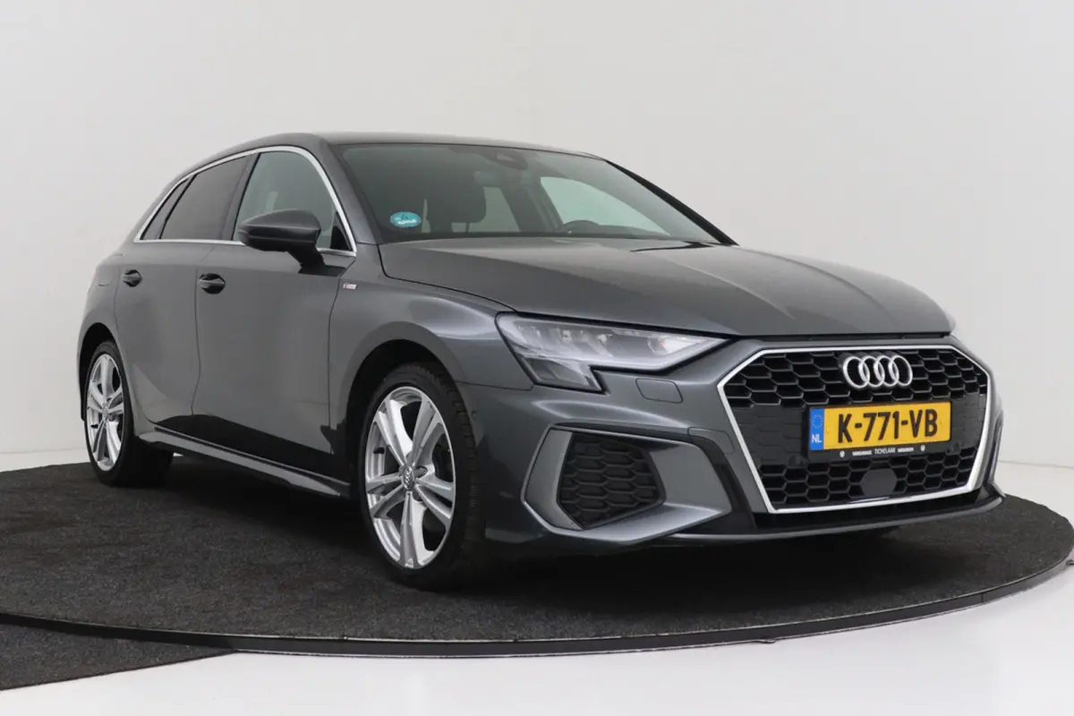 35 TFSI S edition | Climate Control | Parkeersensoren | Stoelverwarming