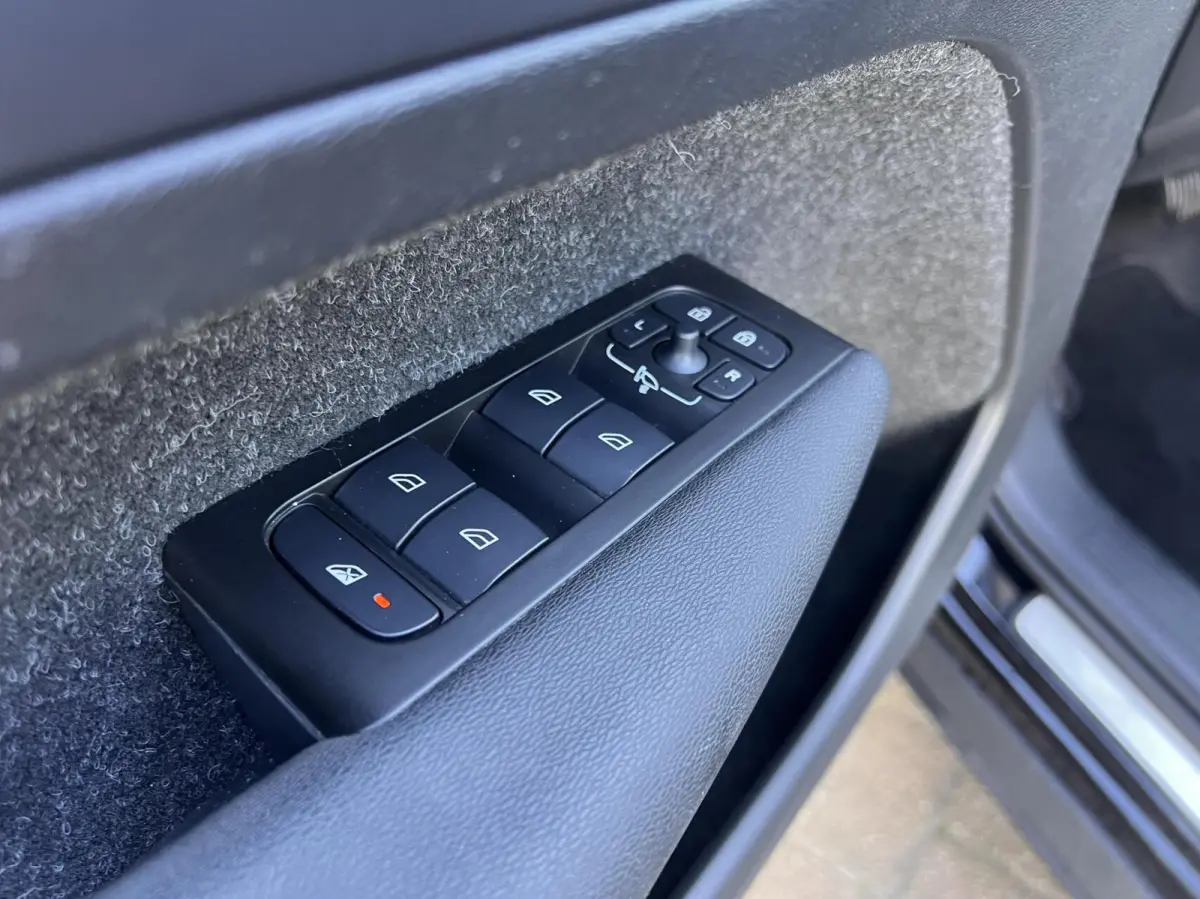 1.5 T4 Inscription