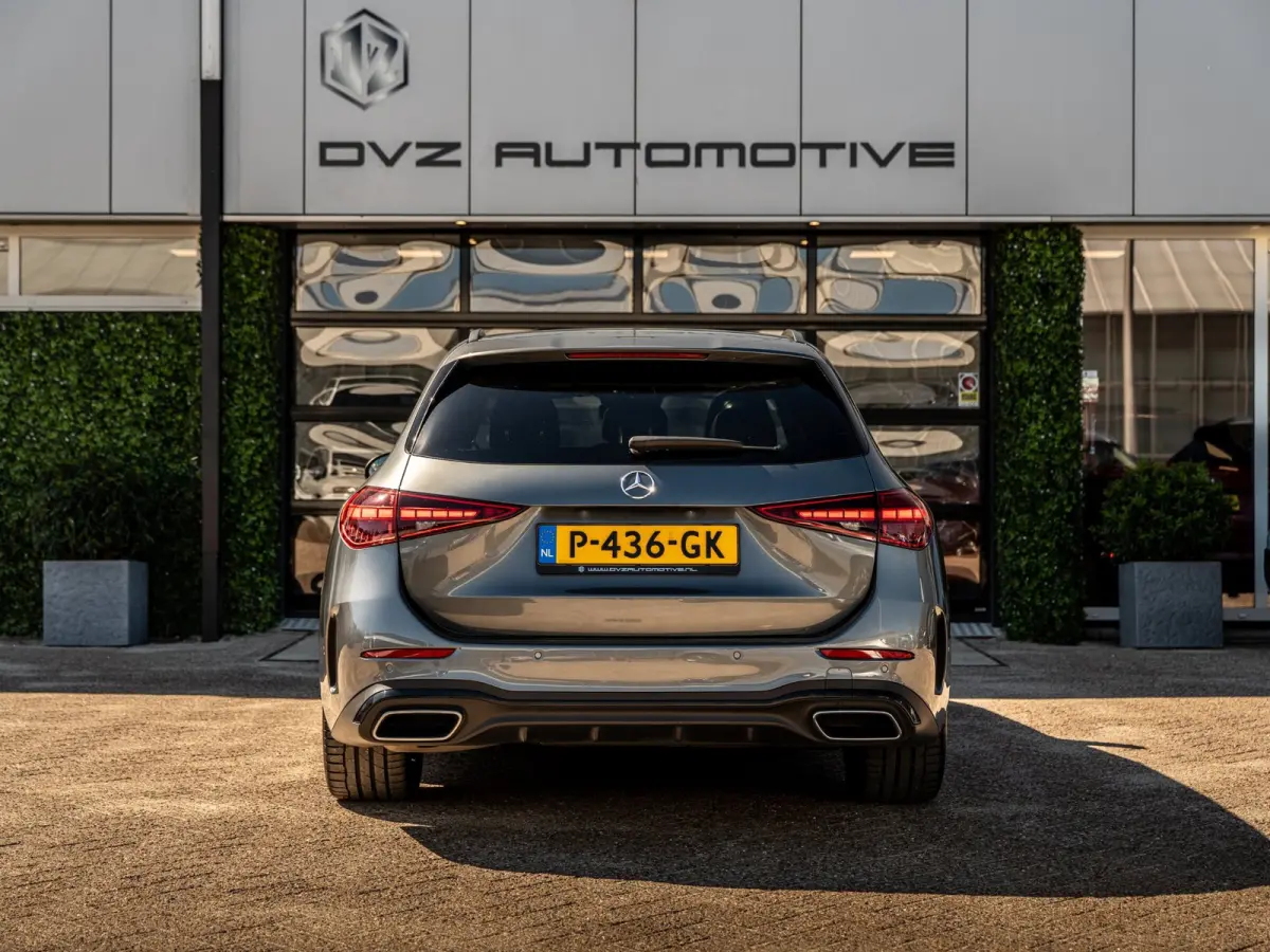 180 AMG Line | Premium Pack | 19” AMG | Head-Up | Pano | BTW